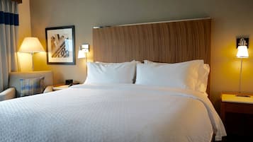 Premium bedding, in-room safe, desk, laptop workspace