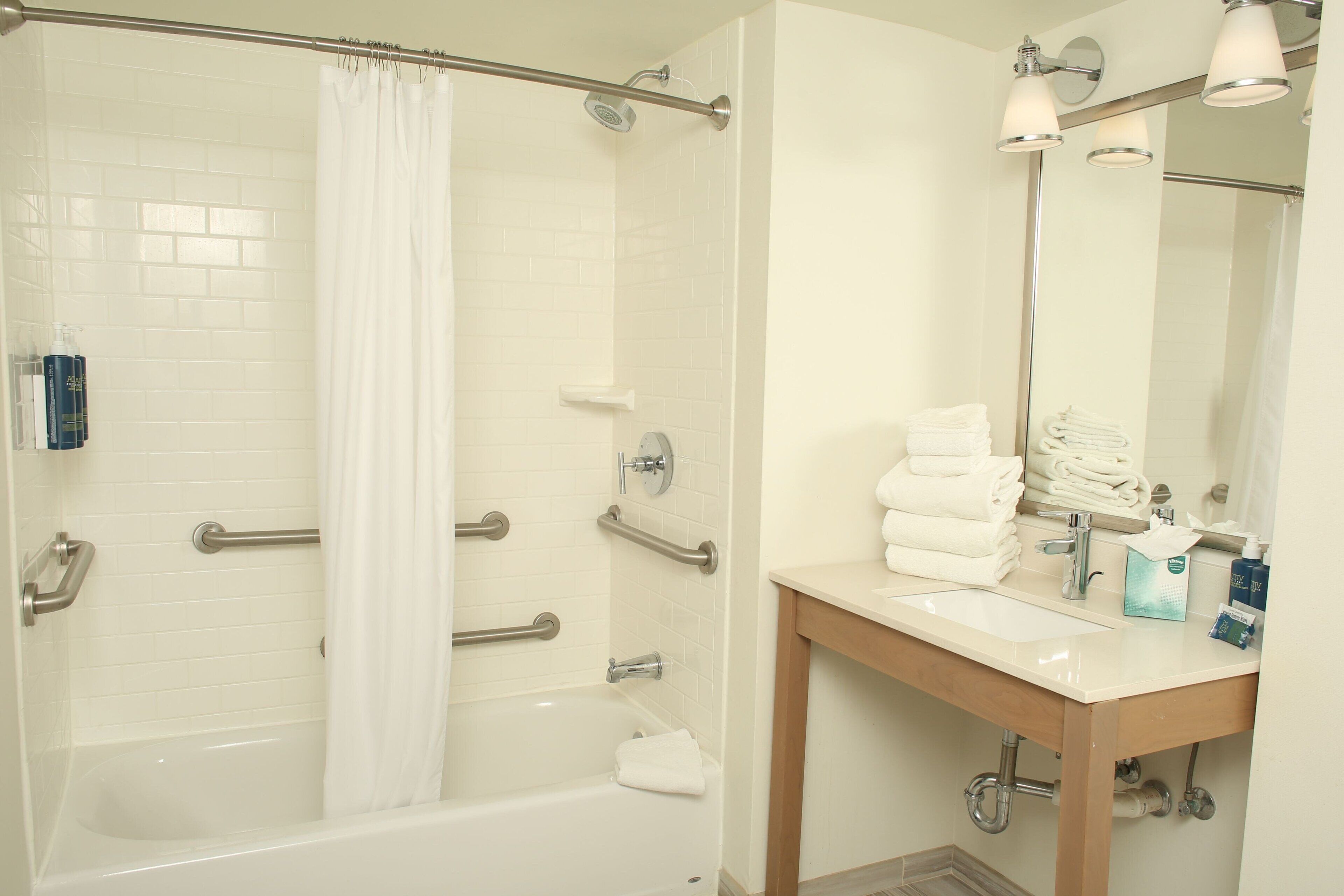 shower, free toiletries, hair dryer