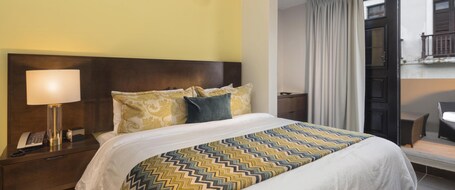 Decanter Hotel - Image 32