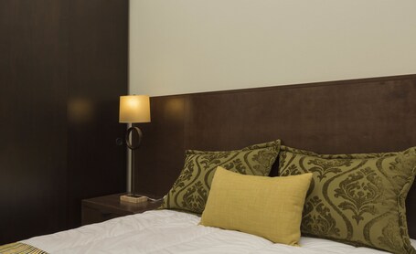 Decanter Hotel - Image 45