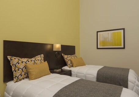 Decanter Hotel - Image 41
