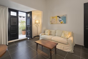 Terrace Suite | Zona de estar | Una televisión de pantalla plana