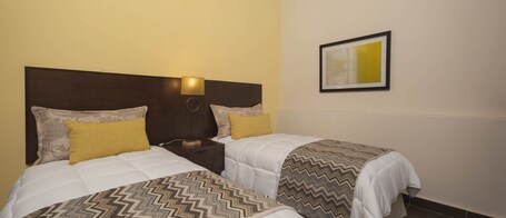 Decanter Hotel - Image 43