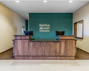 Lobby - MainStay Suites Watford City - Event Center (Watford City)