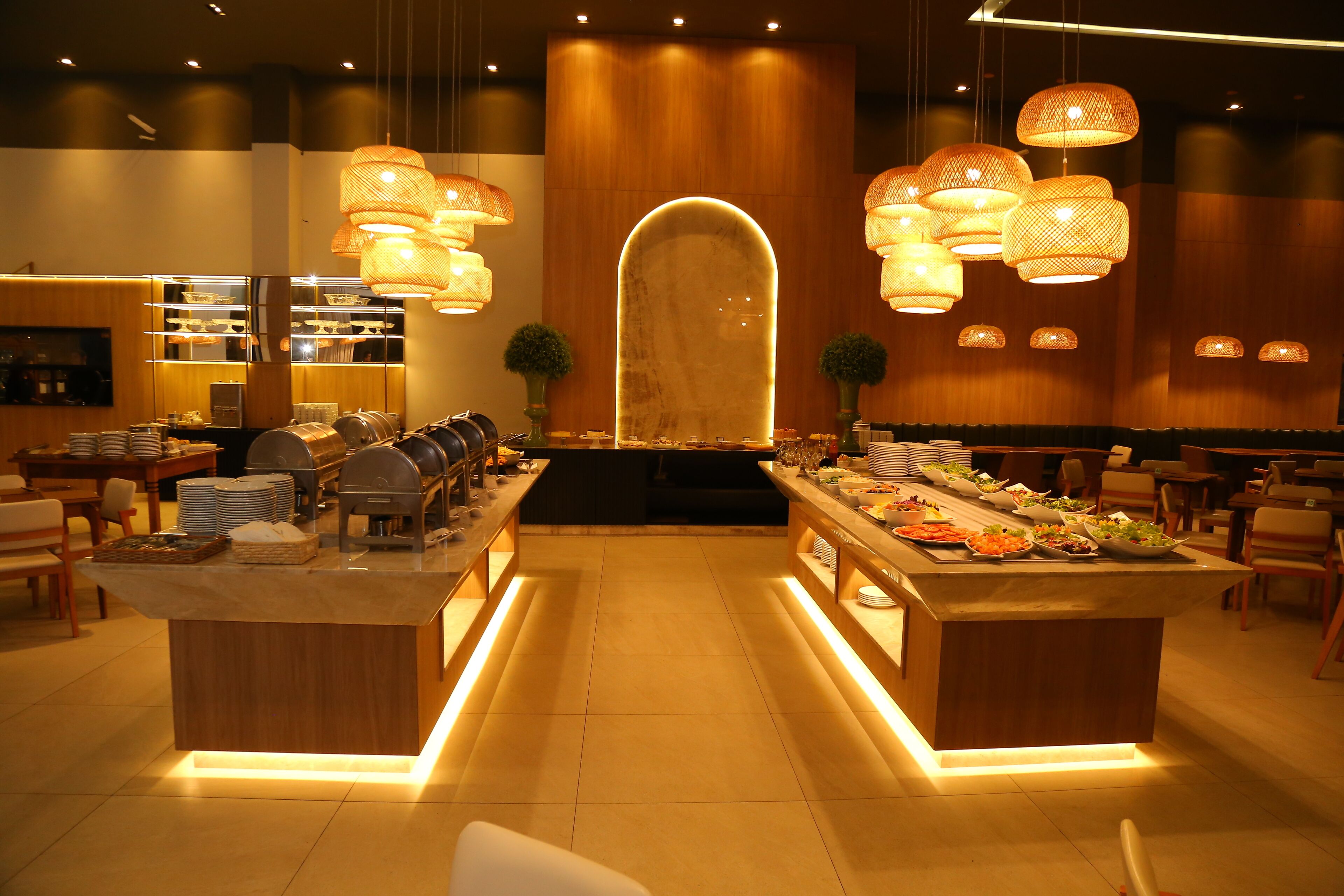 breakfast, lunch and dinner served