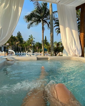 Outdoor spa tub - Hotel Termas do Gravatal (Gravatal)
