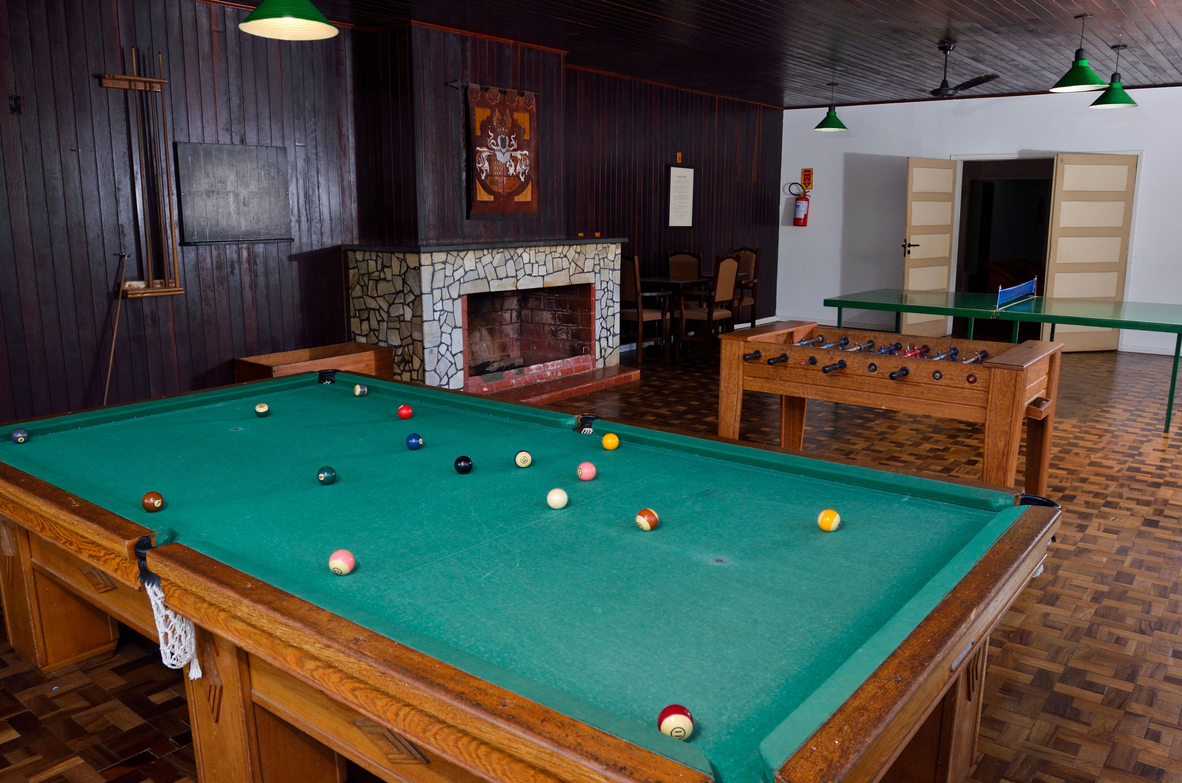 billiards