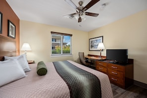 Deluxe Room, 1 King Bed | 1 bedroom, individually furnished, desk, laptop workspace - Affordable Suites of America Quantico (Stafford)