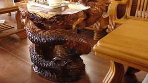 Lobby sitting area - Sein Sein Hotel (Mandalay)