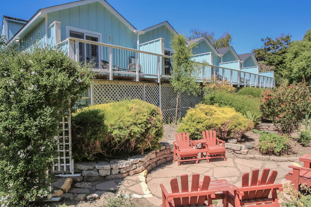 Bluebird Inn