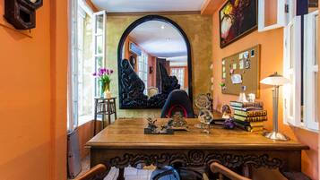 Mesa do concierge