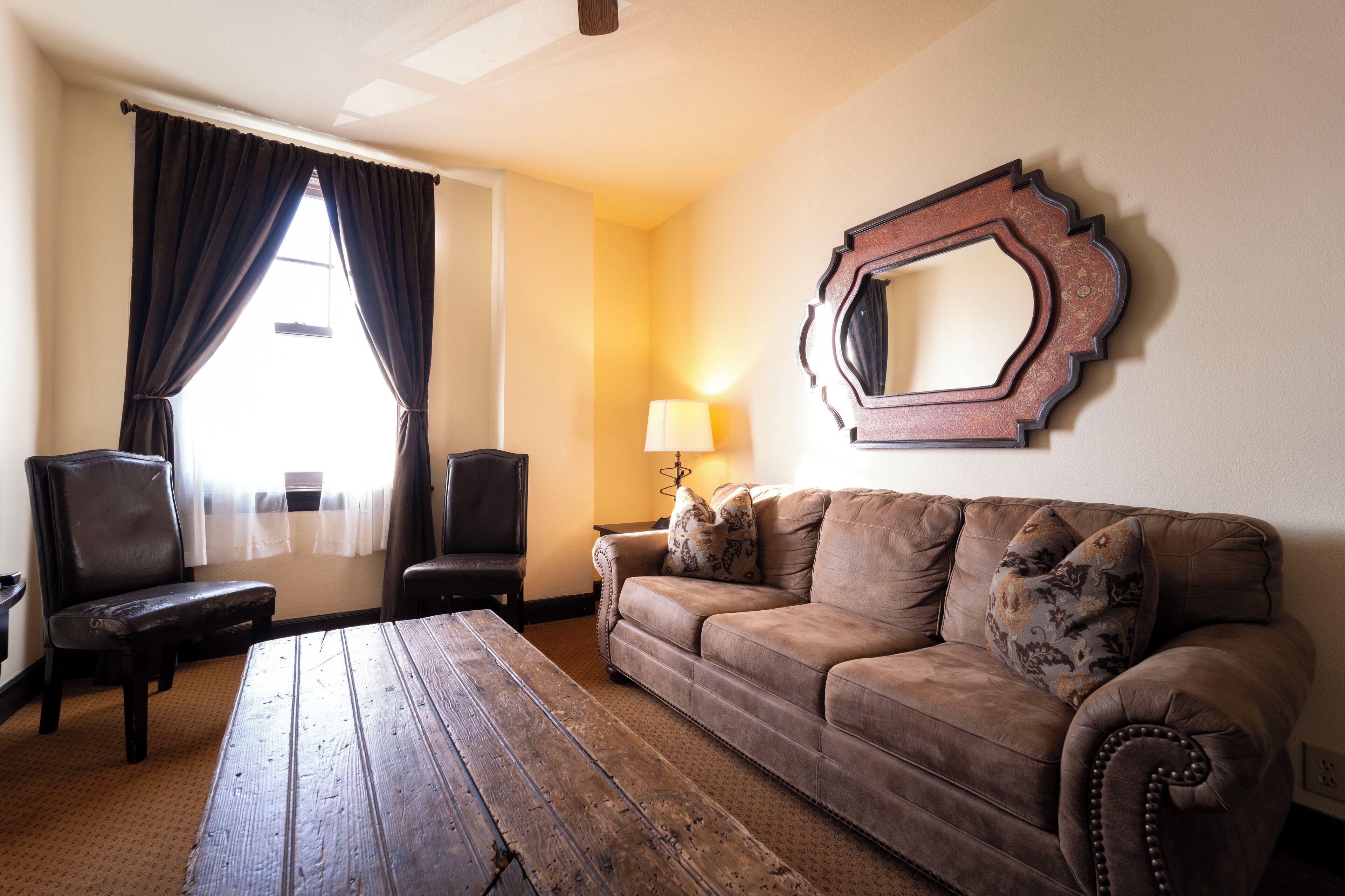 1 bedroom, individually decorated, individually furnished