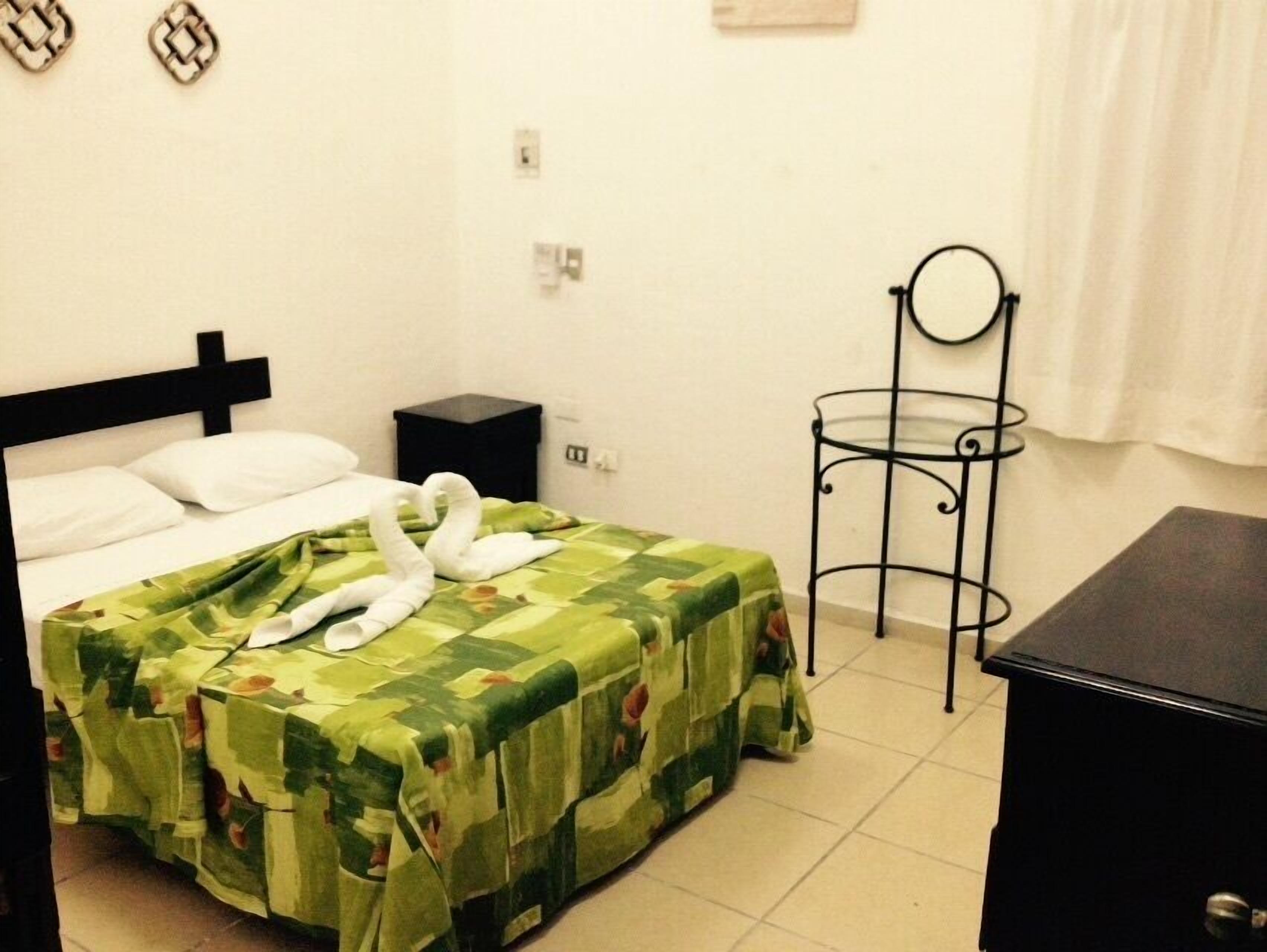 Standard Double Room, Shared Bathroom, Courtyard Area | In-room safe, free WiFi