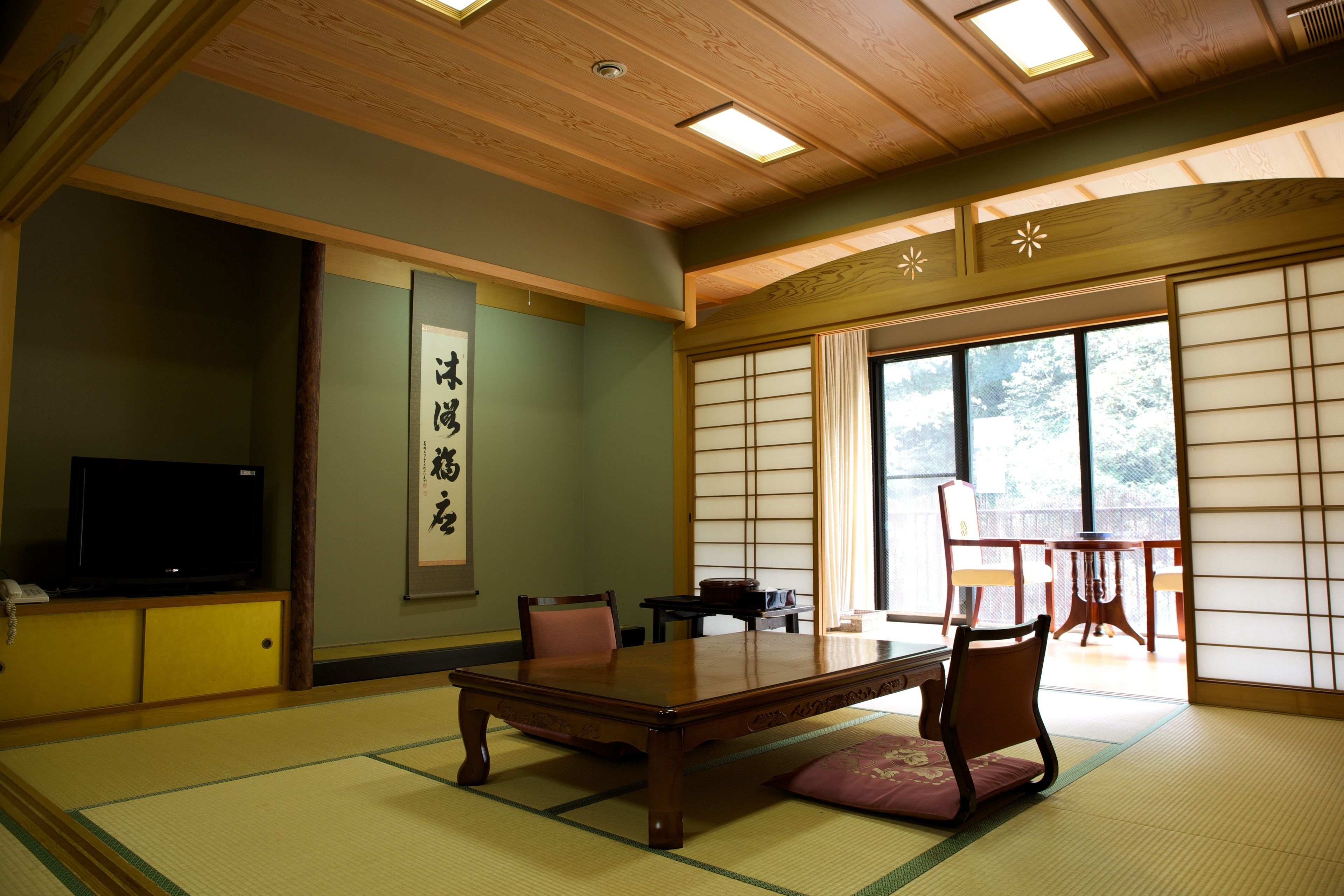 Quarto tradicional, vista para a montanha (20 tatami with open air bath) | Área de estar | TV