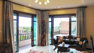 4 Bedroom Pool Villa