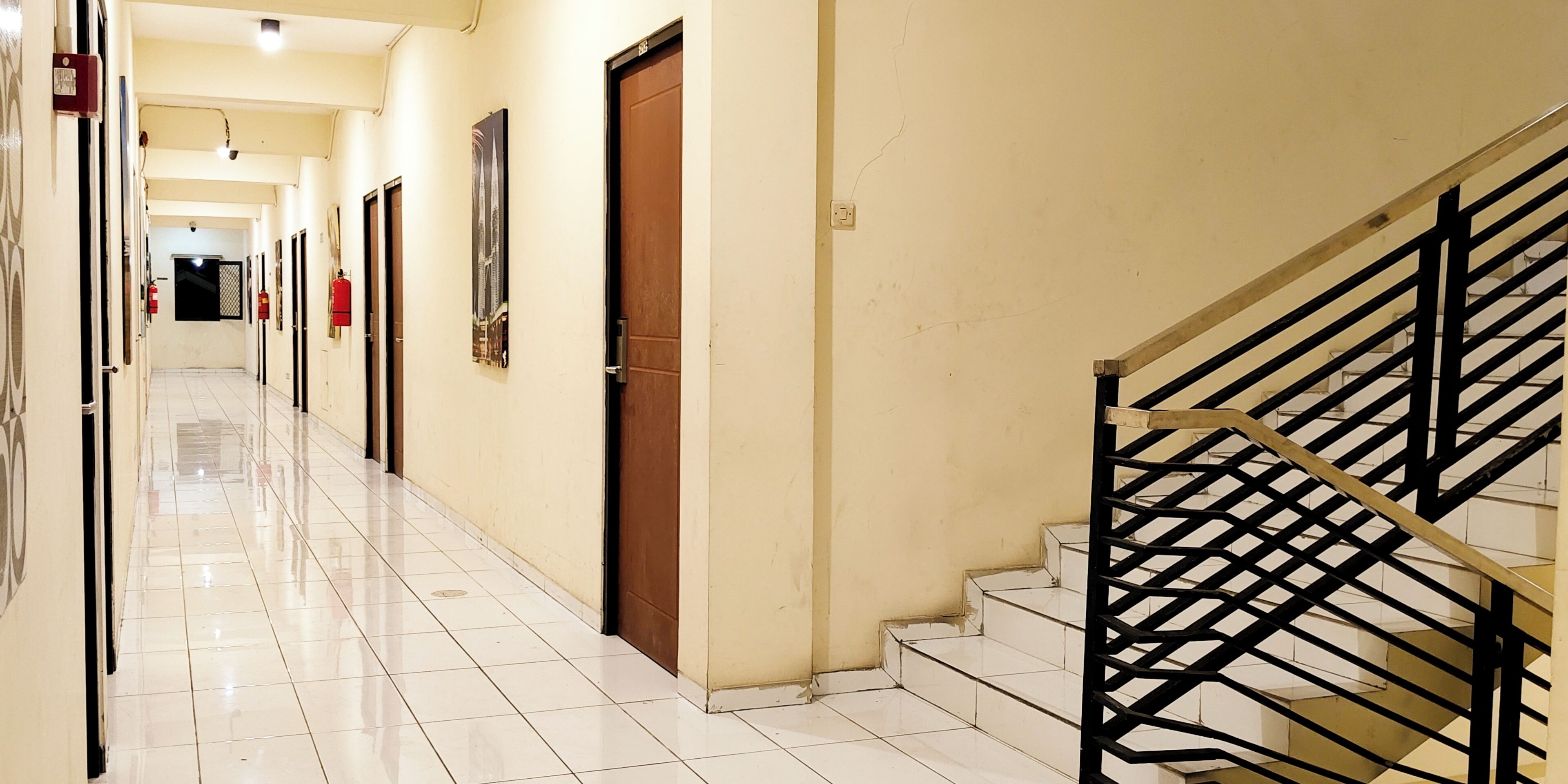 المنشأة من الخارج