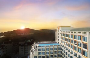 Exterior - M-Stay Hotel Jeju (Seogwipo)