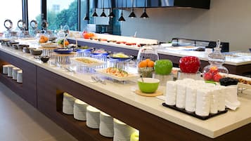 Tägliches Frühstücksbuffet (15000 KRW pro Person)