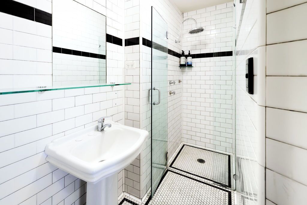 Double Room, Shared Bathroom | Bathroom