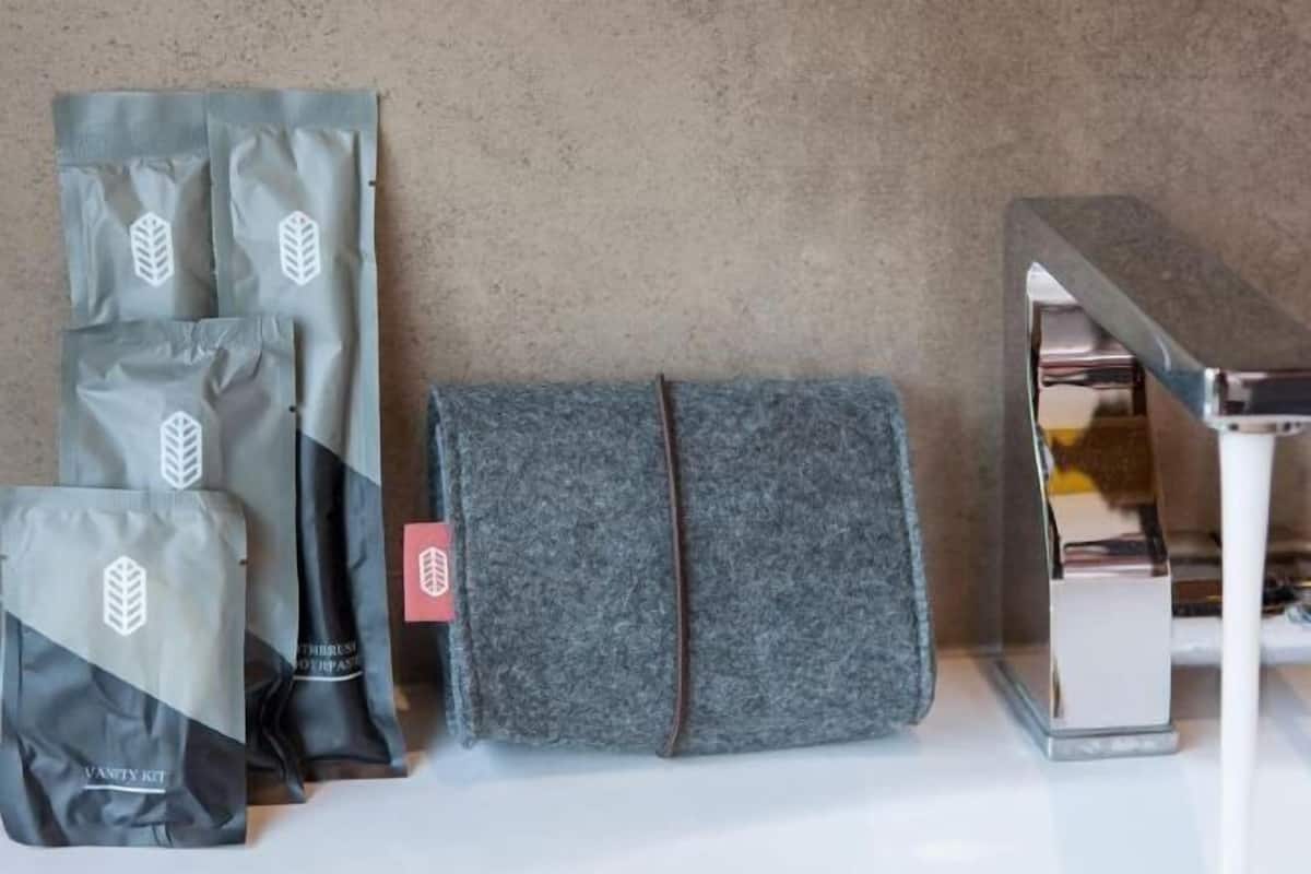 Dotazioni del bagno | Set di cortesia gratuito, pantofole, bidet, asciugamani