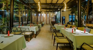 3 restaurants, breakfast, lunch, dinner served; international cuisine - King Rock Boutique Hotel (Siem Reap)