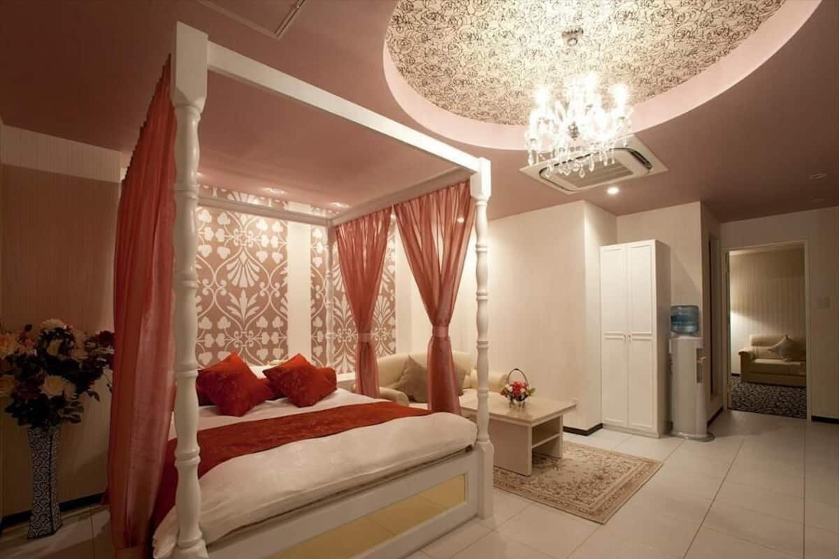 Premium bedding, individually decorated, individually furnished