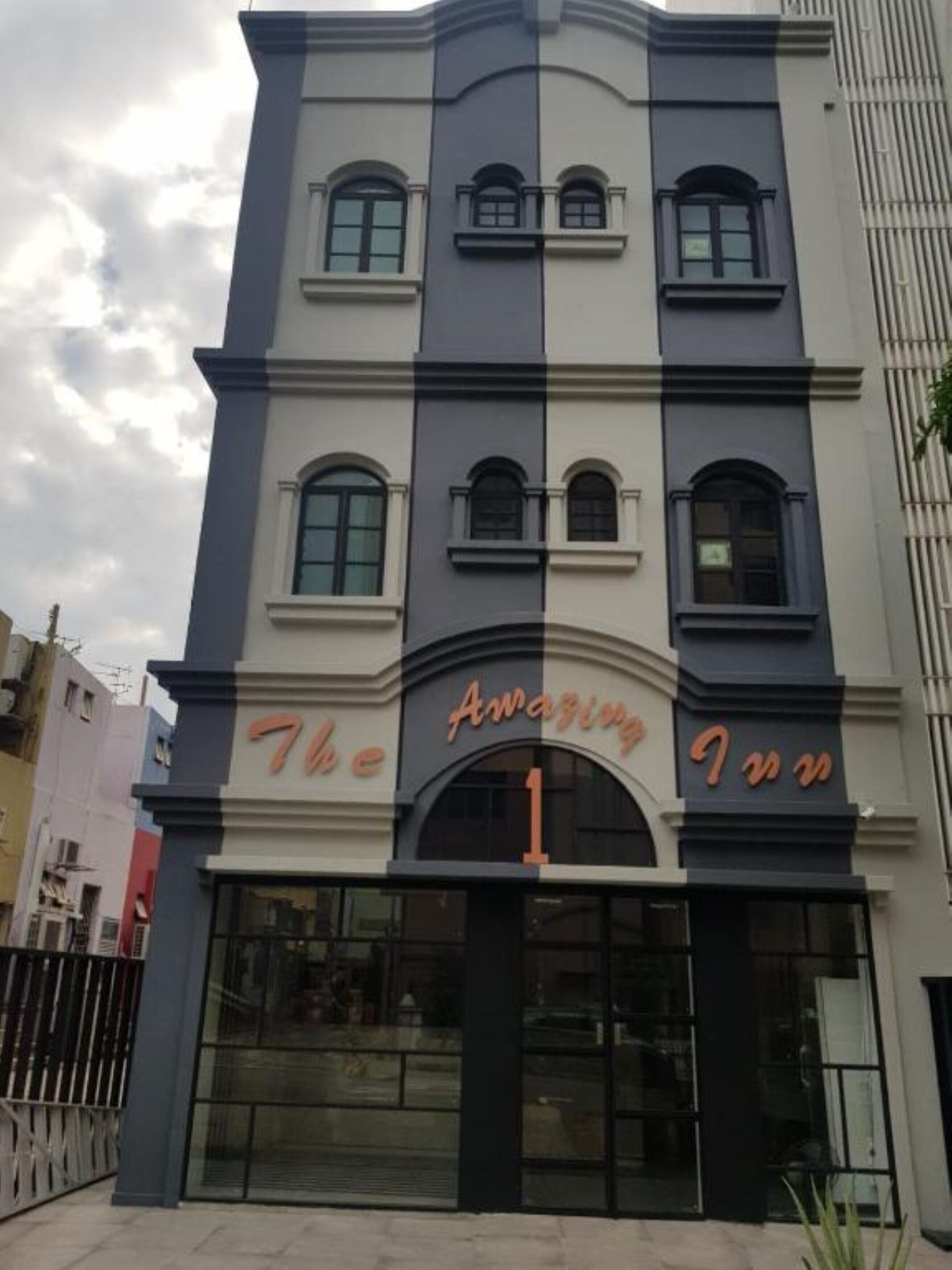 Photo - The Amazing Inn