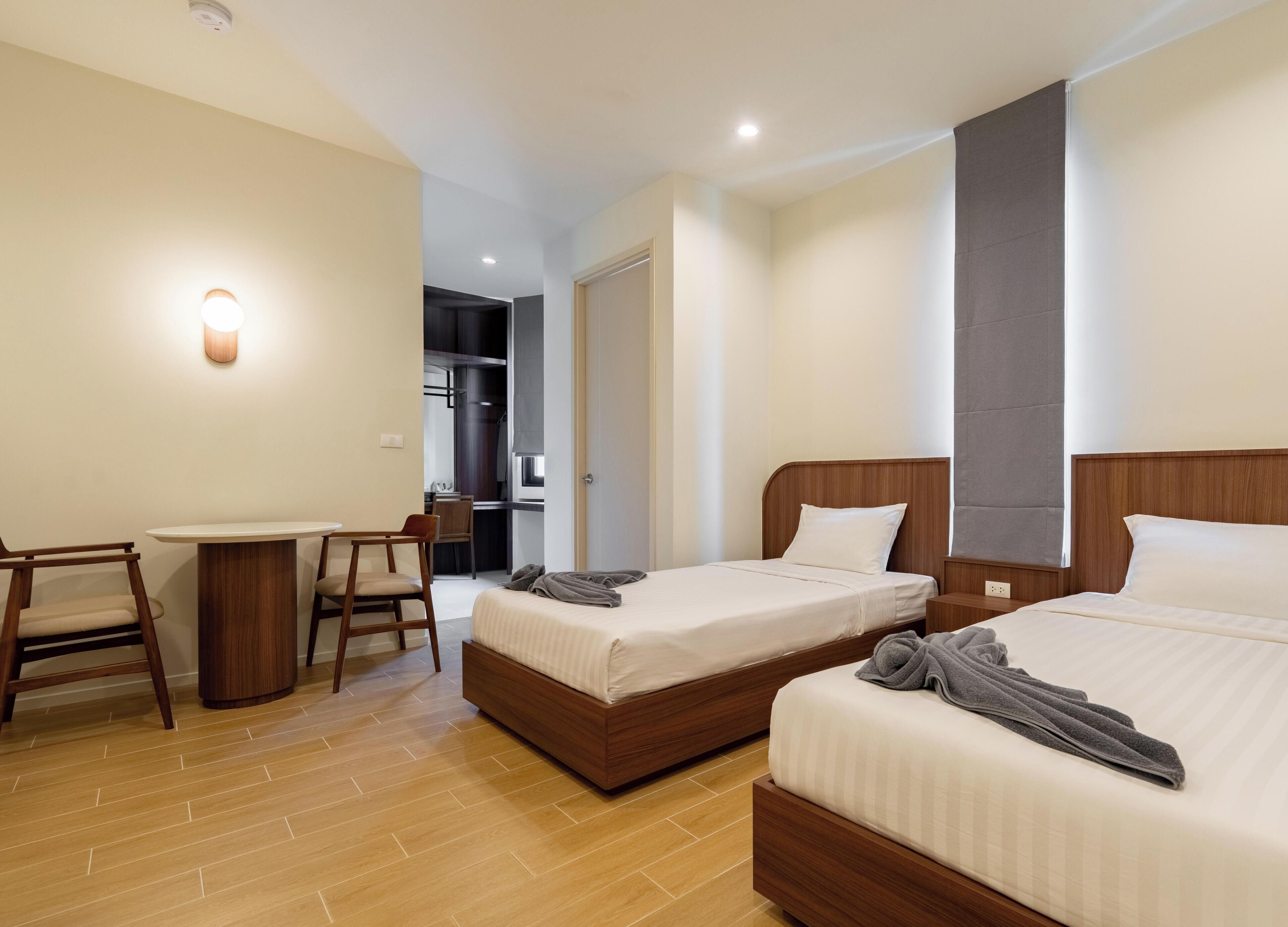 ตู้นิรภัยในห้องพัก, โต๊ะทำงาน, เตียงเสริม/เปล, Wi-Fi ฟรี