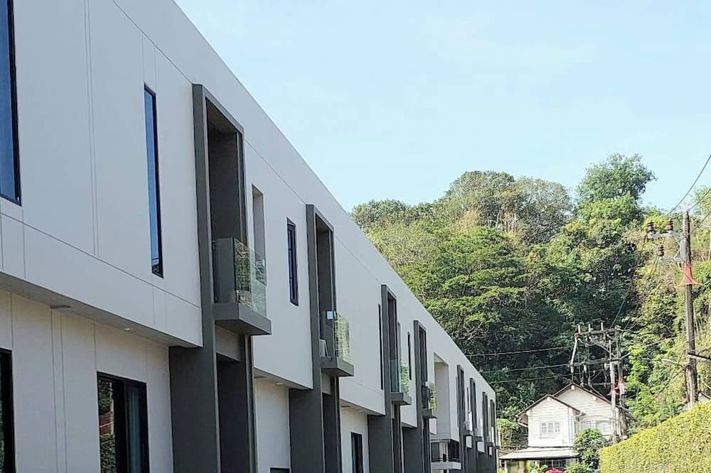 The Regent Studio