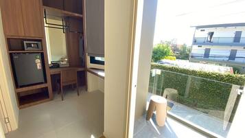 In-room safe, desk, rollaway beds, free WiFi