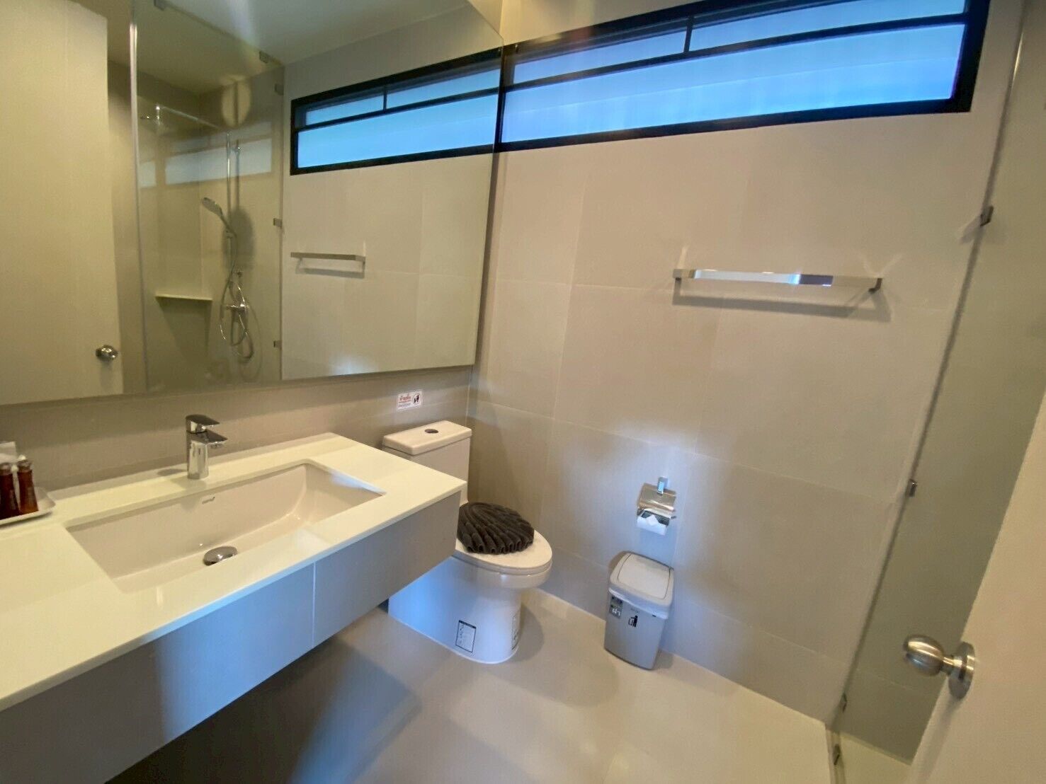 In-room safe, desk, rollaway beds, free WiFi