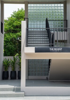 Exterior - The Regent Studio (Kamala)