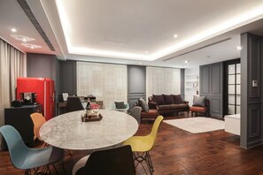 Televisión de pantalla plana