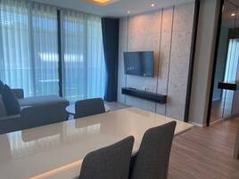 3 Bedroom with Private Pool  | Living area | 32-inch LCD TV with cable channels, TV