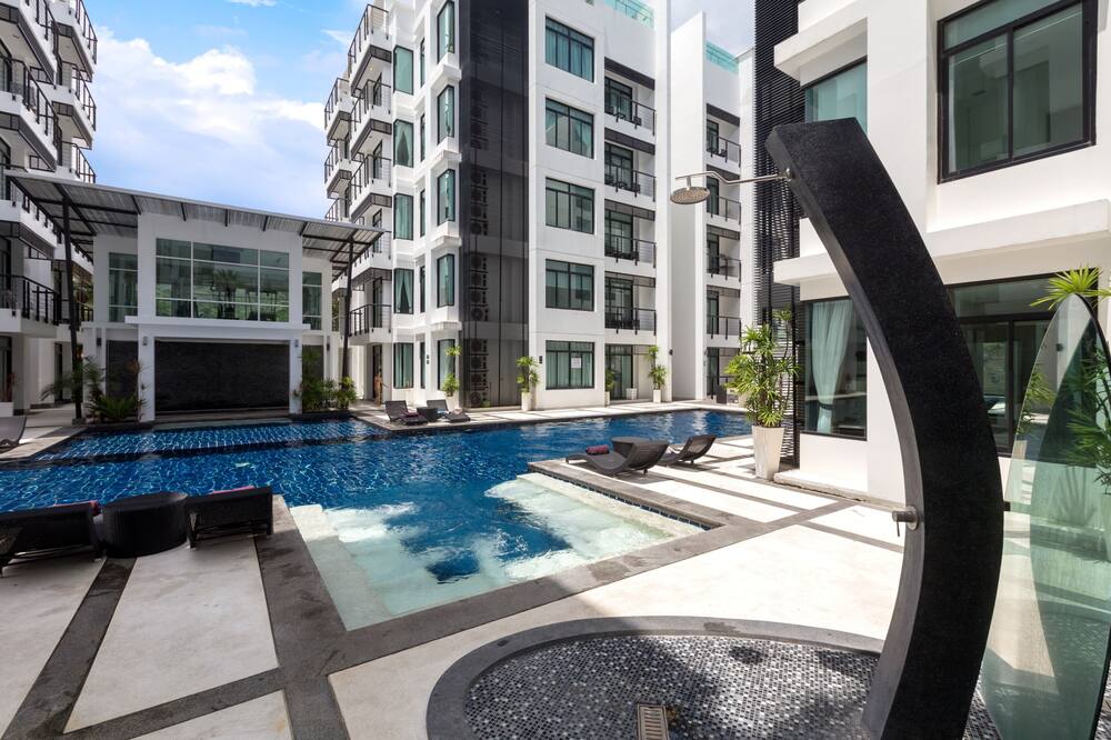 Kamala Regent Residence