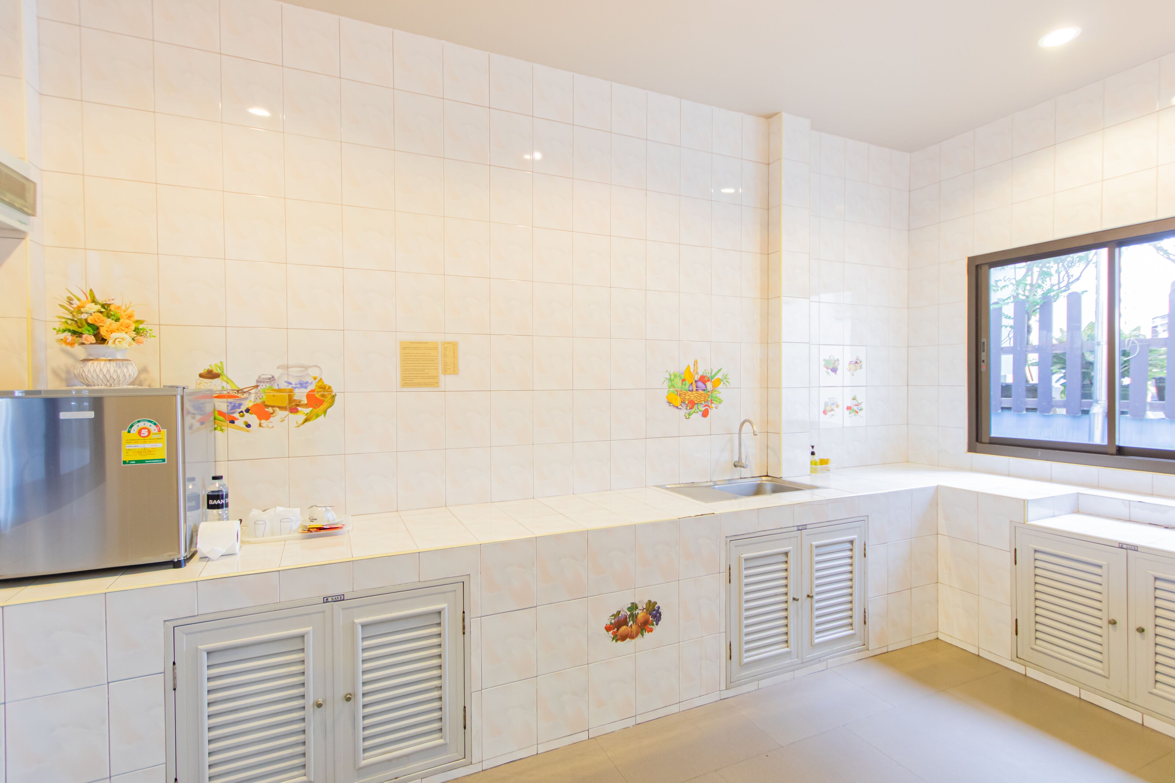 3 bedroom seaview | private kitchen | fridge