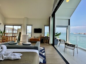 1 Bedroom Seaview Suite Corner | Cofres nos quartos, Wi-Fi de cortesia, roupa de cama