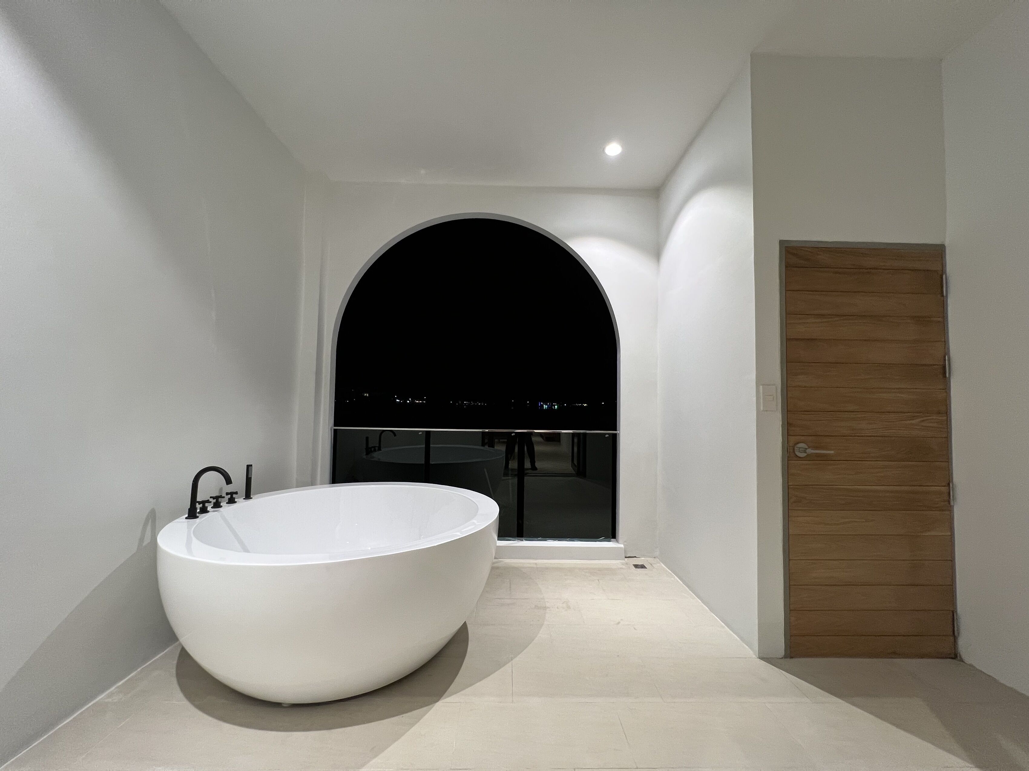 2 bedroom seaview deluxe | deep-soaking bathtub