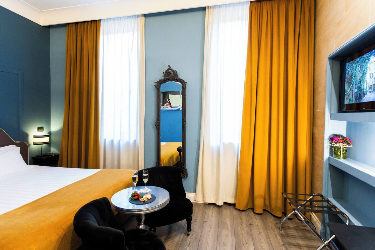Deluxe Double Room, 1 Bedroom, City View | Premium bedding, memory foam beds, free minibar items, in-room safe