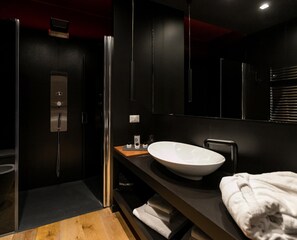 Luxury Room | Bathroom | Shower, free toiletries, hair dryer, bathrobes - Jb Relais Luxury (Rome)