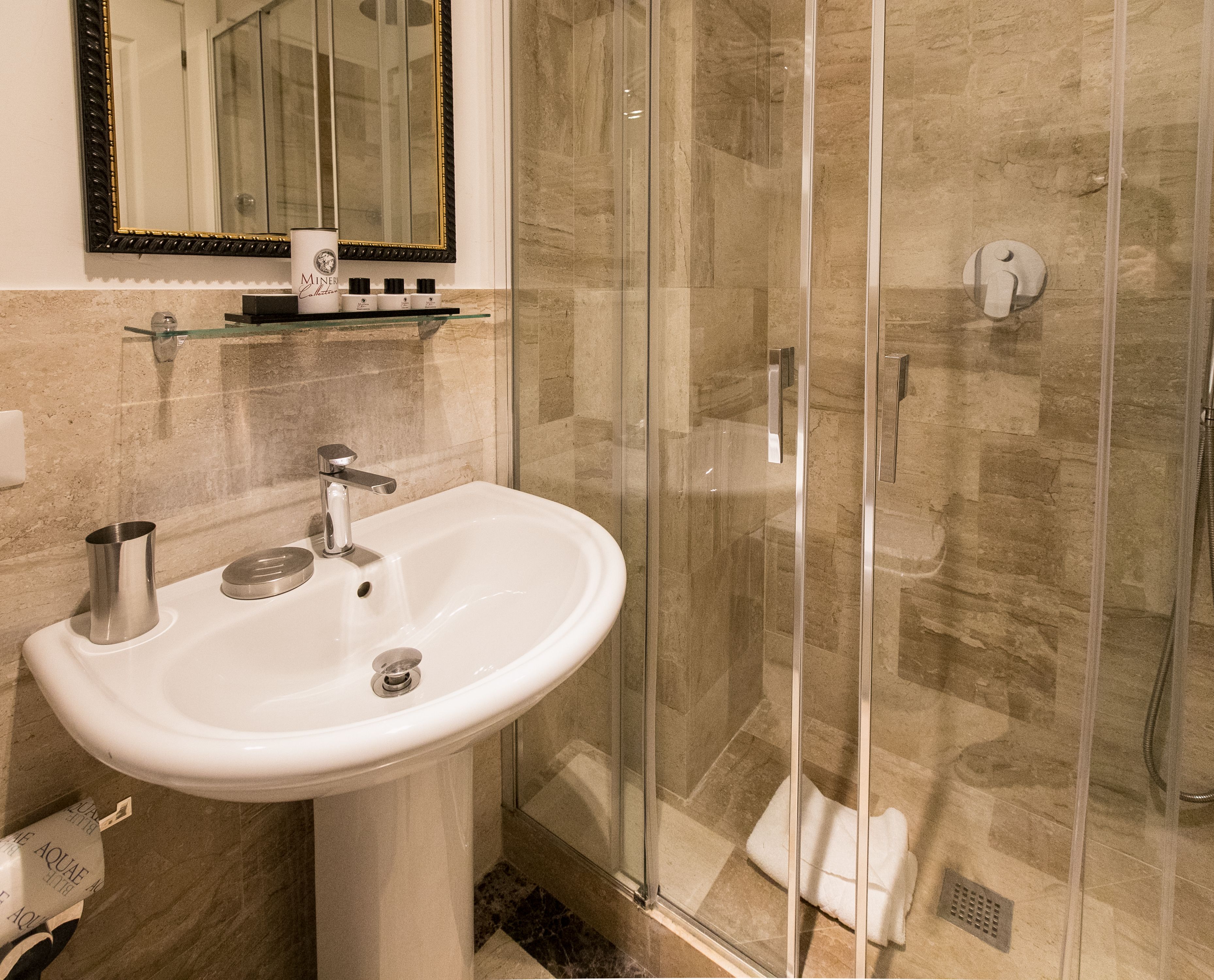 Photo - Minerva Relais