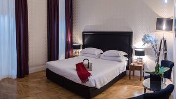 Ropa de cama de alta calidad, cubrecamas y colchones con pillow-top