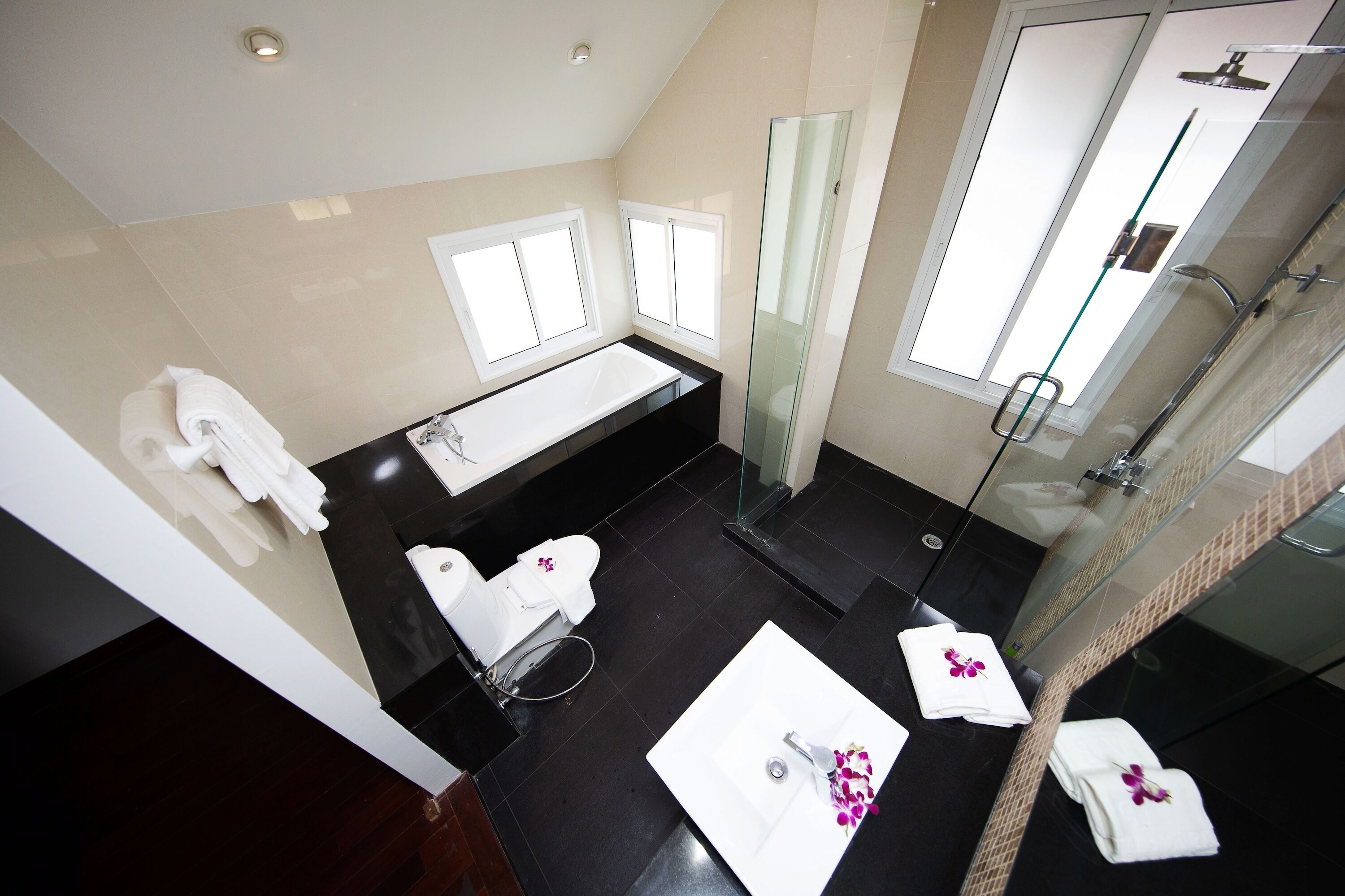 Family Villa, 6 Bedrooms, Private Pool, Pool View | Bathroom
