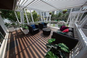 Familienvilla, 6 Schlafzimmer, eigener Pool, Poolblick | Terrasse/Patio