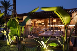 Breakfast, lunch and dinner served - Miramare Beach Hotel (Manavgat)