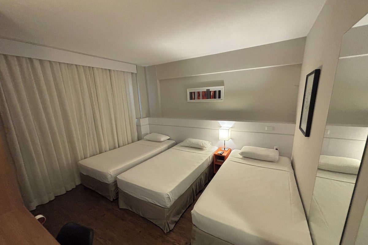 Standard Triplo - 3 Camas Solteiro | 1 quarto, frigobar, cofres nos quartos, escrivaninha