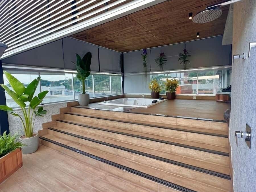 Suíte Master Casal - 1 Cama King | Minibar, in-room safe, desk, blackout drapes