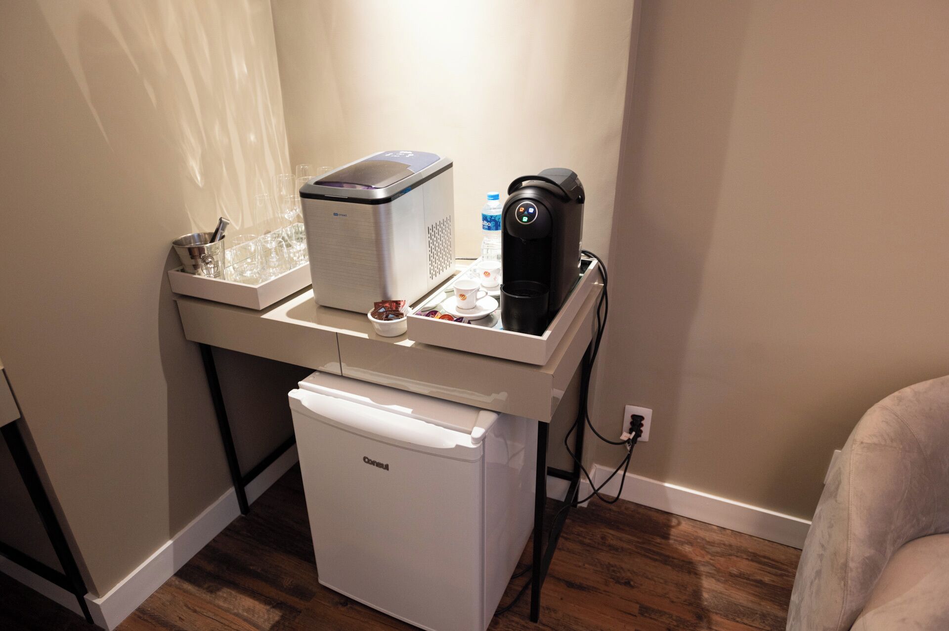 suíte premium casal - 1 cama king | living room