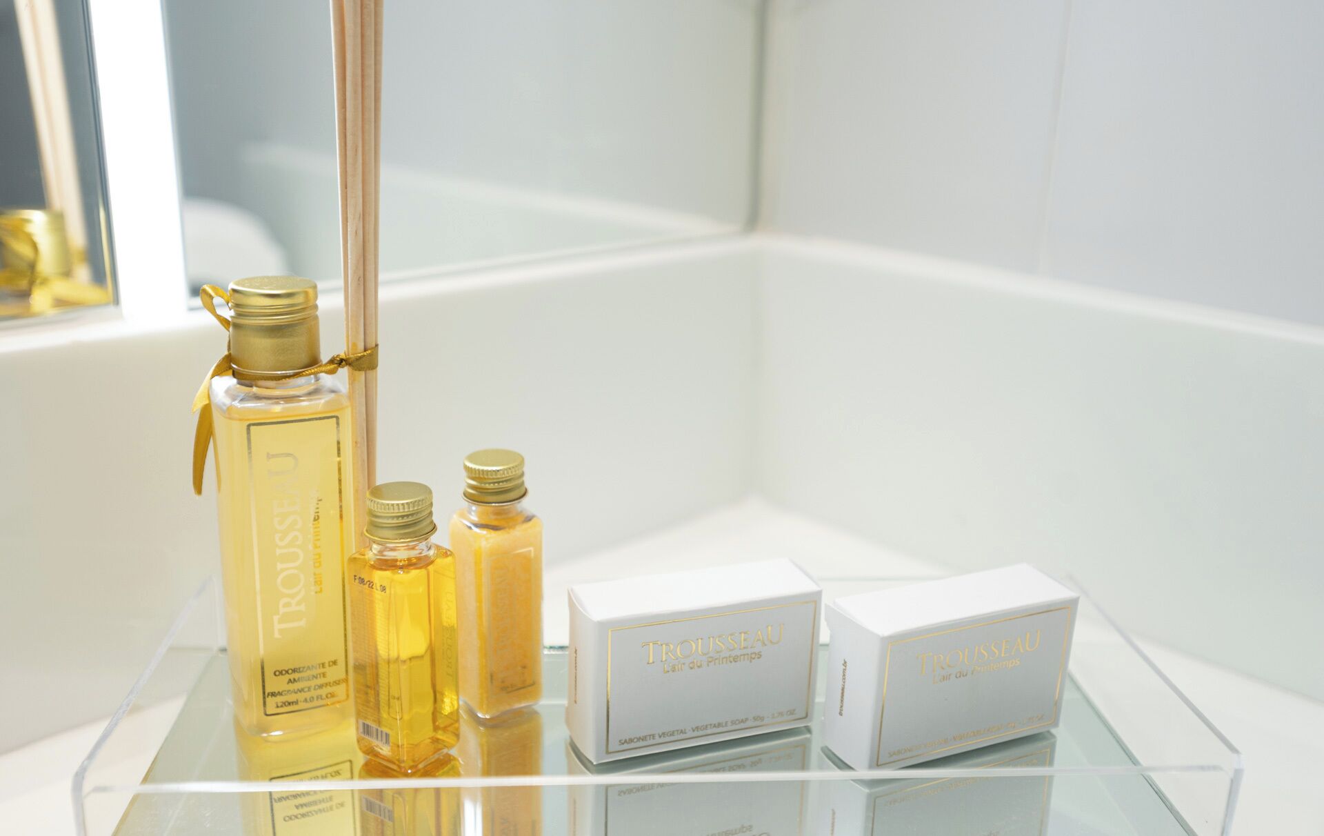 suíte premium casal - 1 cama king | bathroom | shower, free toiletries, hair dryer, towels