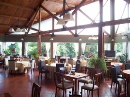 Se sirven desayunos, almuerzos, cenas y cocina internacional 